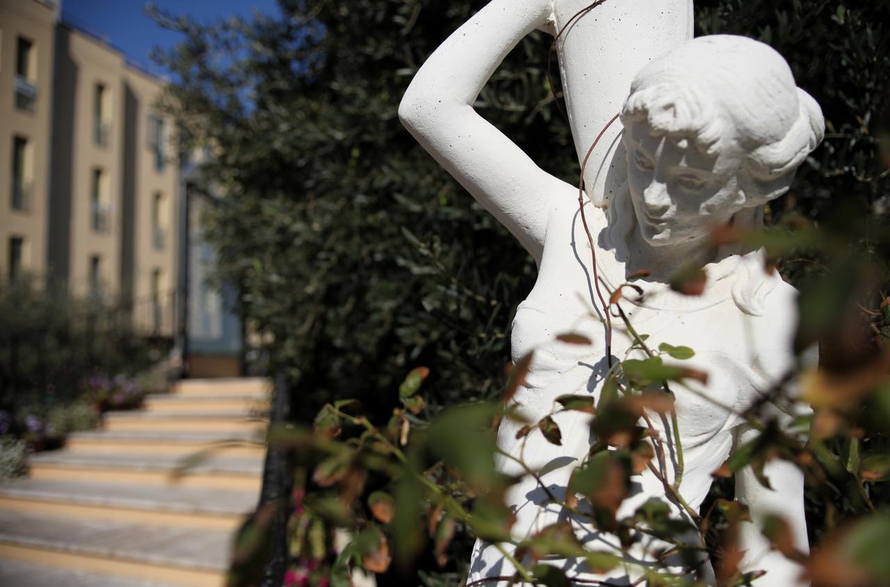 Hotel Plaza Llido Degli Estensi Kültér fotó